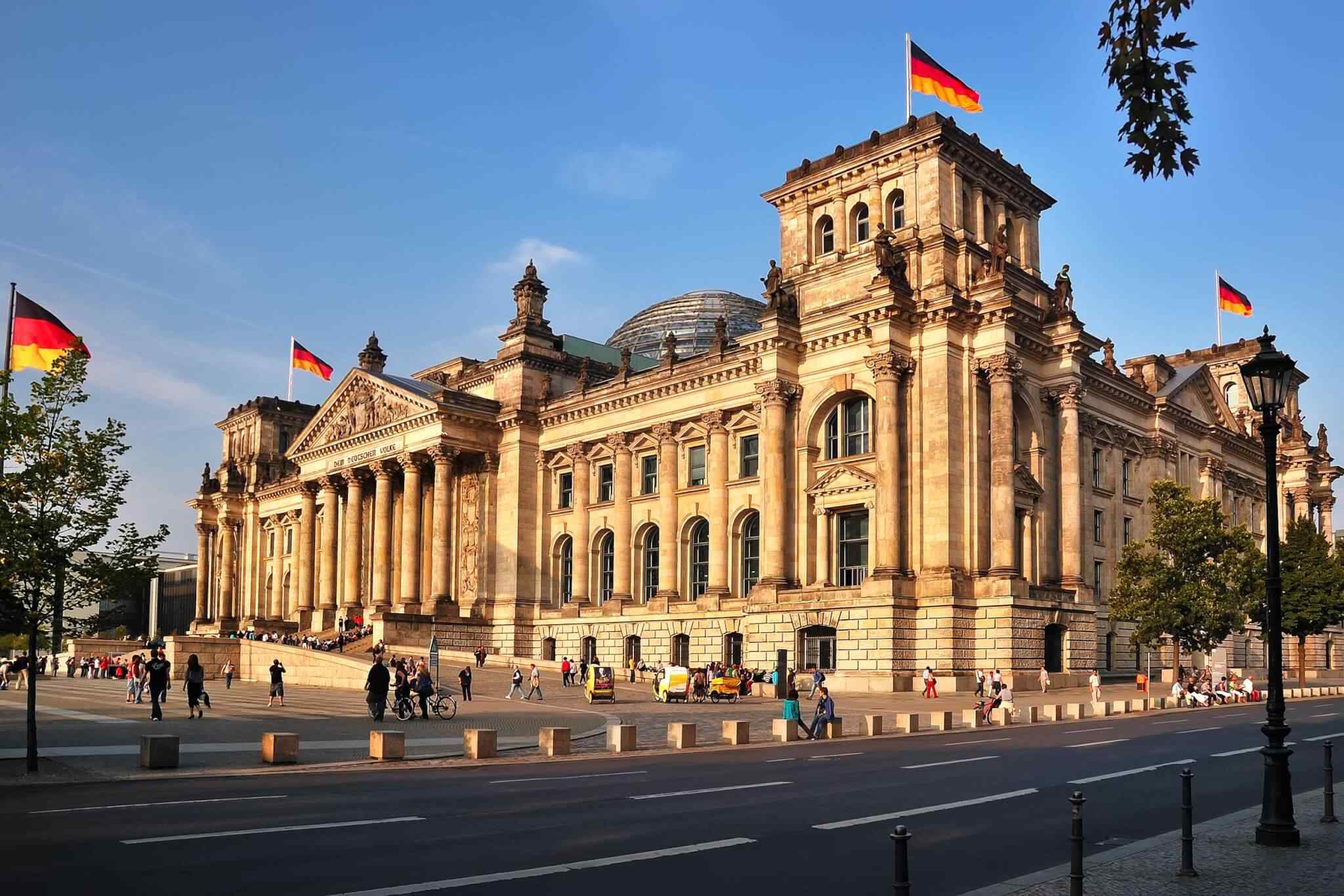 destination-berlin-01 https://www.tailsofaruba.com/wp-content/uploads/2018/09/destination-berlin-01.jpg